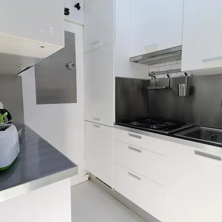 Apartment Intern8 Genoa